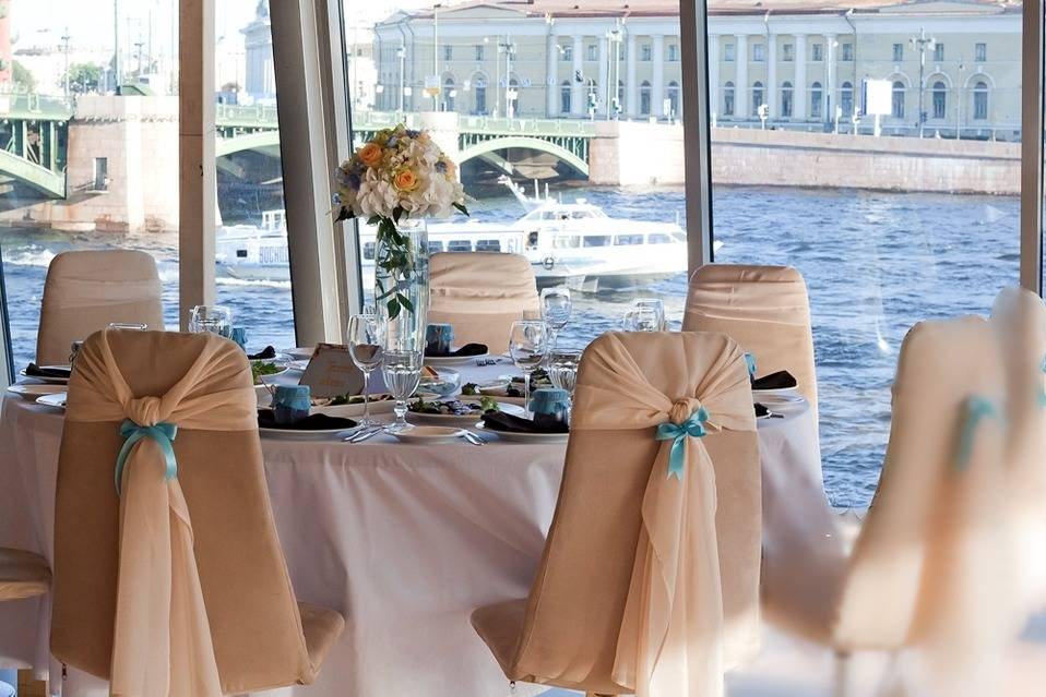 Панорамный ресторан Акварель